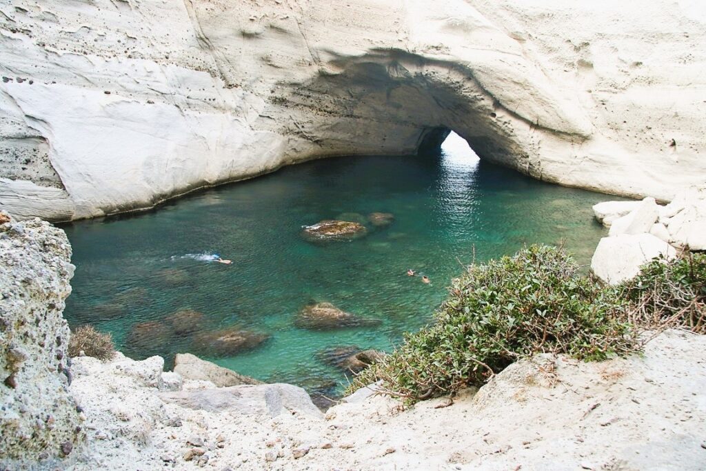 Best Milos beach – Sikia