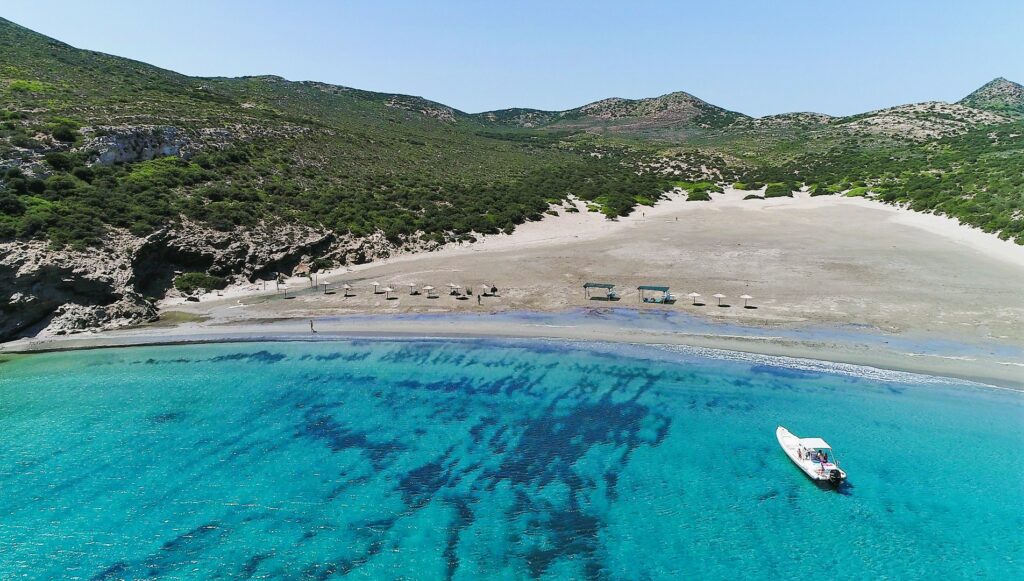 Boat charters with captain Greece Cyclades Milos